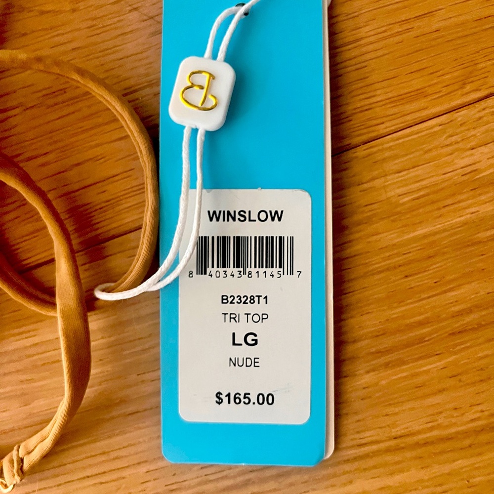 Brand NWT Beach Bunny swimwear, Winslow bikini top!